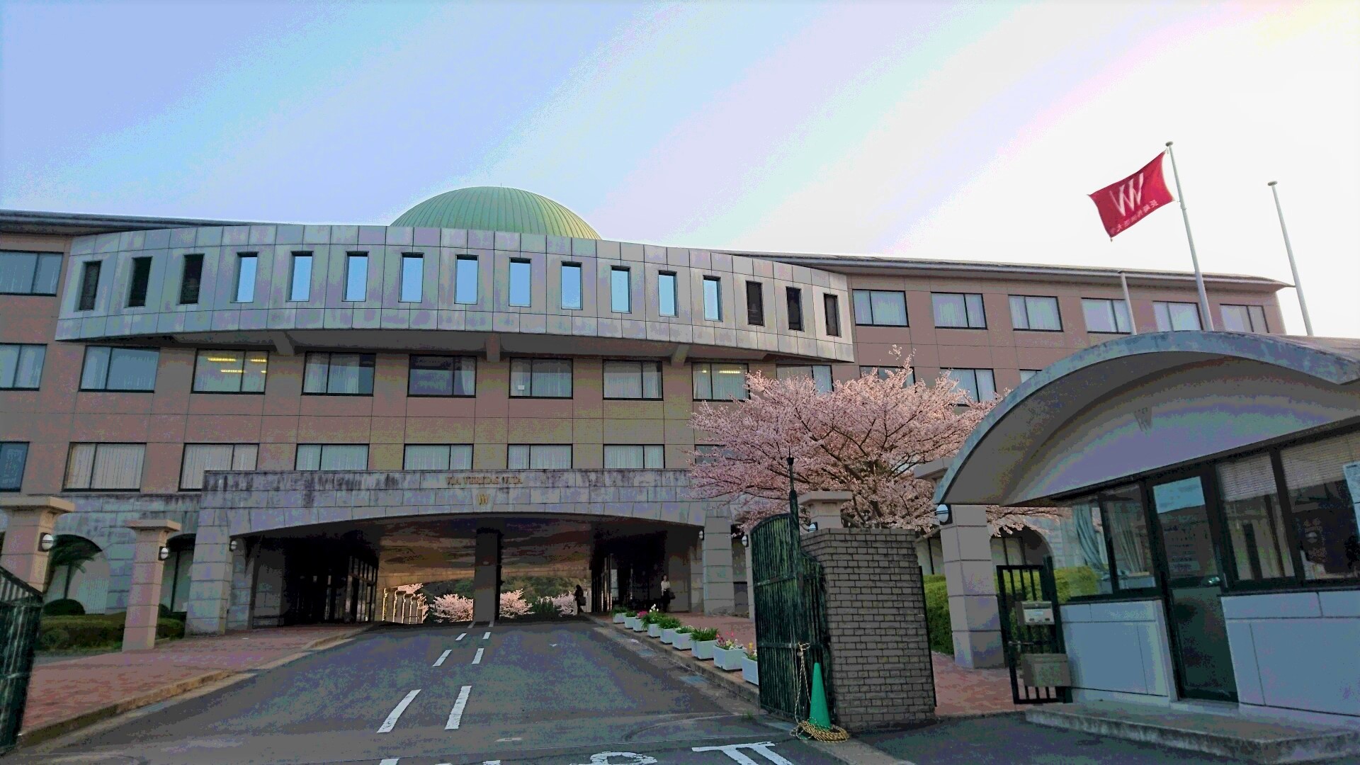 参加館紹介 長崎外国語大学マルチメディアライブラリー Library Lovers Nagasaki