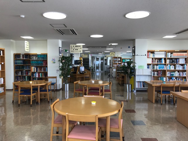 参加館紹介 長崎総合科学大学付属図書館 Library Lovers Nagasaki 参加館紹介 長崎総合科学大学付属図書館 Library Lovers Nagasaki