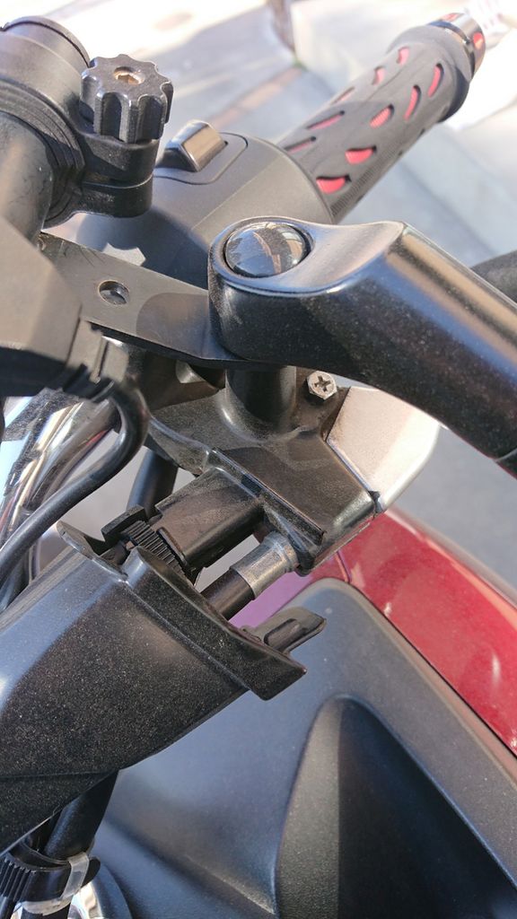 Pcxのブレーキレバーを交換しました すれっからしの暇つぶし