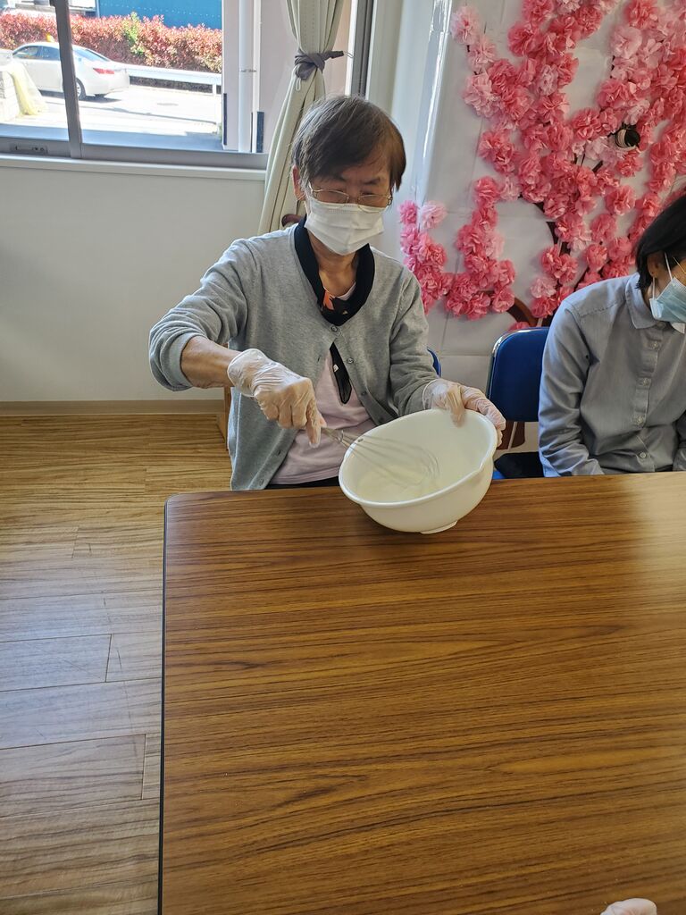 甘栗むいちゃいました モンブラン デイサービスセンター らいふたまプラーザ 甘栗むいちゃいました モンブラン デイサービスセンター らいふたまプラーザ