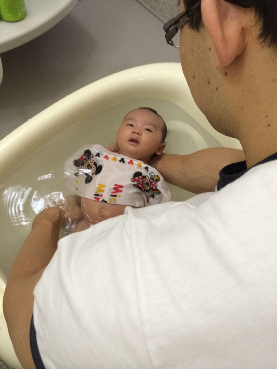 赤ちゃん お 風呂 泣く よう に なっ た 3 ヶ月
