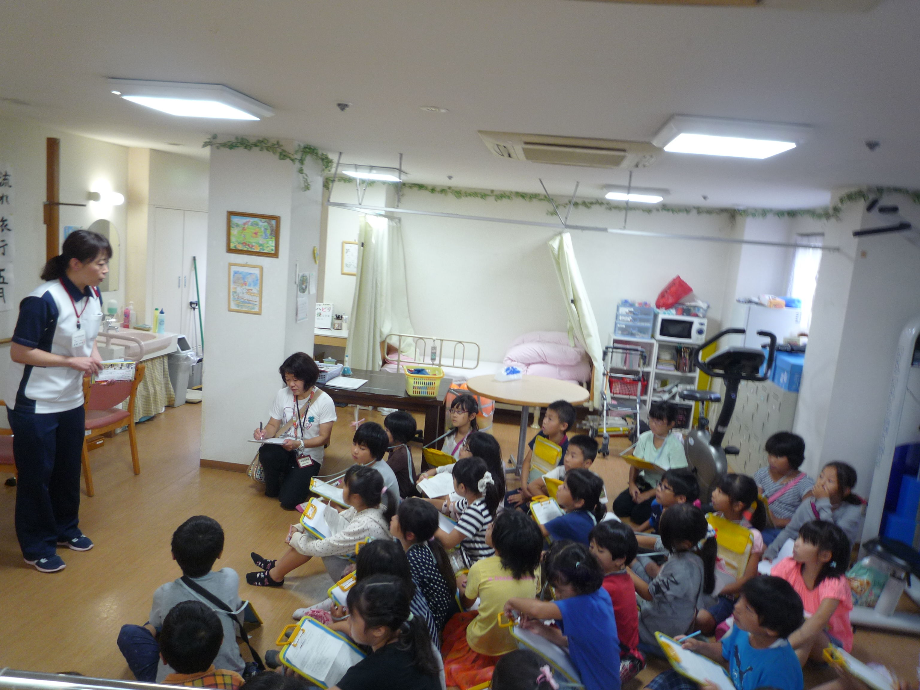 小学3年生勉強会 らいふ二俣川の有料老人ホーム日記 小学3年生勉強会 らいふ二俣川の有料老人ホーム日記