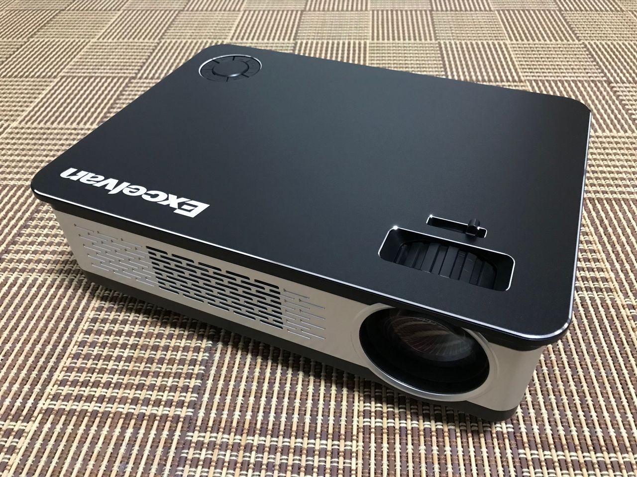 ホームシアター Excelvan Portable Mini LED Projector 1080p Support Multimedia Home Cinema Theater Projector (White) ホームシアター Excelvan LEDLCD Portable Mini Multimedia Projector