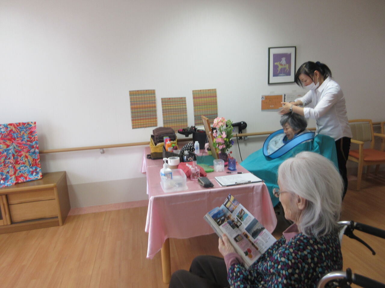 理美容の日 ホームステーションらいふ蓮根のblog