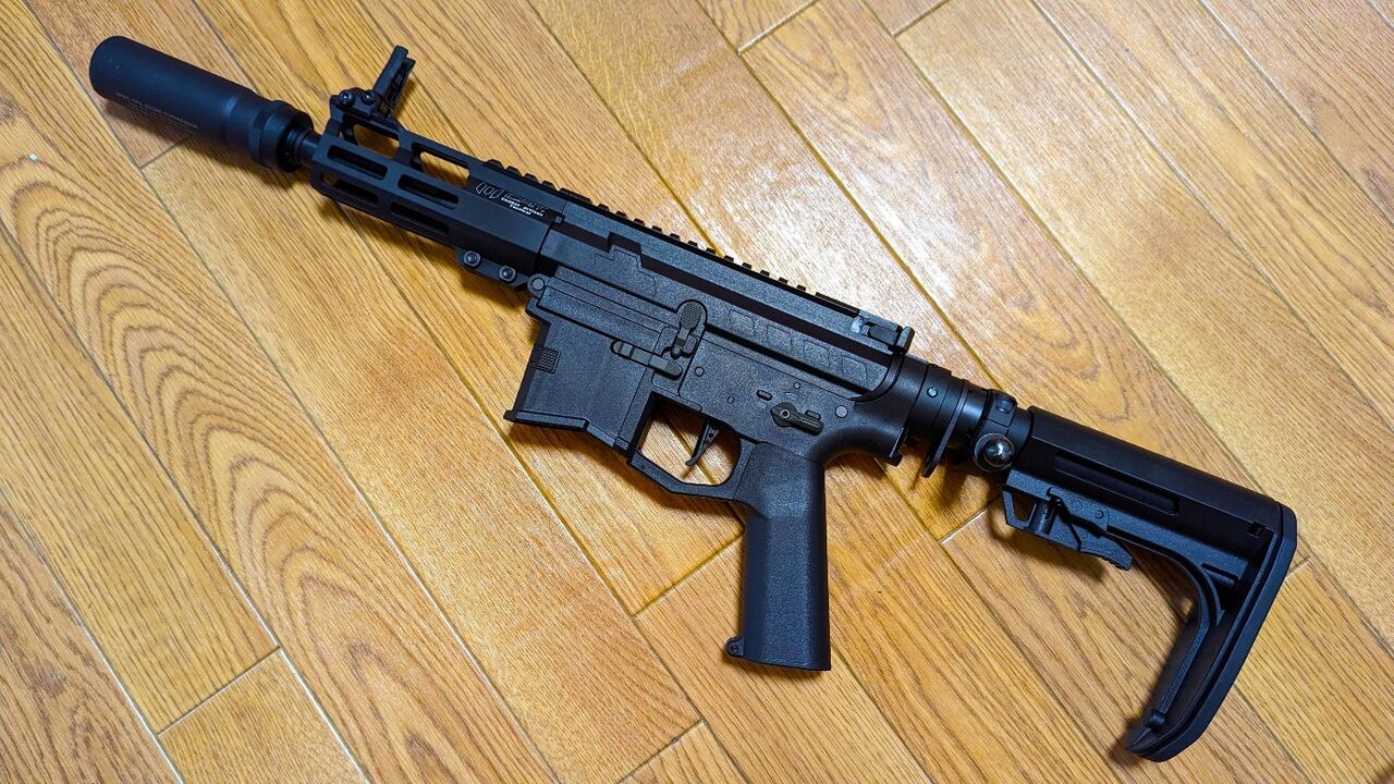 CAT・ヴァーサテイルPCCのプチ外装カスタム : ライフ・イズ・ガン