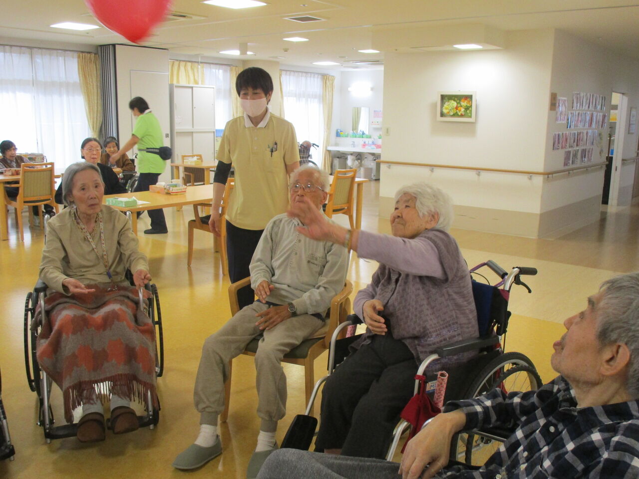 風船バレー再び らいふ幕張本郷のblog 風船バレー再び らいふ幕張本郷のblog
