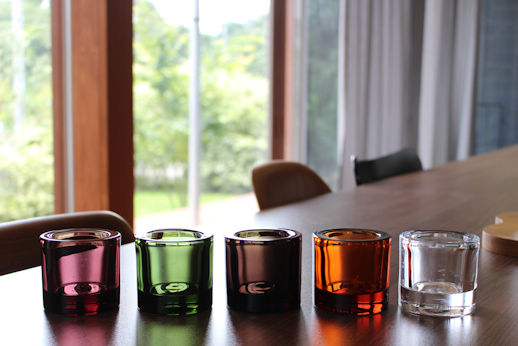 リクエストにお応えして・・KIVI色比べ : scale