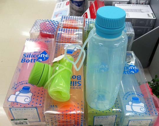 節約 エコのためにドリンク容器を持ち歩きたい 折りたたみボトルからシリコンボトル 浄水器付きボトルまである ウォーターボトル各種 はっしんのエコロジー 節約 エコのためにドリンク容器を持ち歩きたい 折りたたみボトルからシリコンボトル 浄水器付きボトルまである ウォーターボトル各種 はっしんのエコロジー