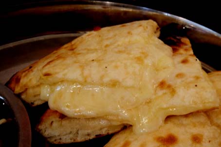 ルミナリエ帰りにエスニック料理 インド料理をリクエストされたら 本格的なインド料理 ネパール料理をいただける神戸 三宮 センタープラザ Alok アロック はっしんのグルメ ルミナリエ帰りにエスニック料理 インド料理をリクエストされたら 本格的なインド料理 ネパール料理をいただける神戸 三宮 センタープラザ Alok アロック はっしんのグルメ