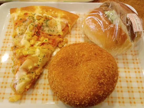 パン屋さんの店内全商品が食べ放題 大阪 堺市 ｂ ｂ 深井駅前店 格安ランチバイキング はっしんのグルメ