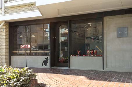 美しくてインパクト抜群な世界初のスイーツ まるごとメロンケーキ の実店舗がオープン 各種タルトや生カヌレも魅力的な 神戸 阪急六甲 Atelier Kato アトリエ カトー はっしんのグルメ 美しくてインパクト抜群な世界初のスイーツ まるごとメロンケーキ の実店舗がオープン 各種タルトや生カヌレも魅力的な 神戸 阪急六甲 Atelier Kato アトリエ カトー はっしんのグルメ