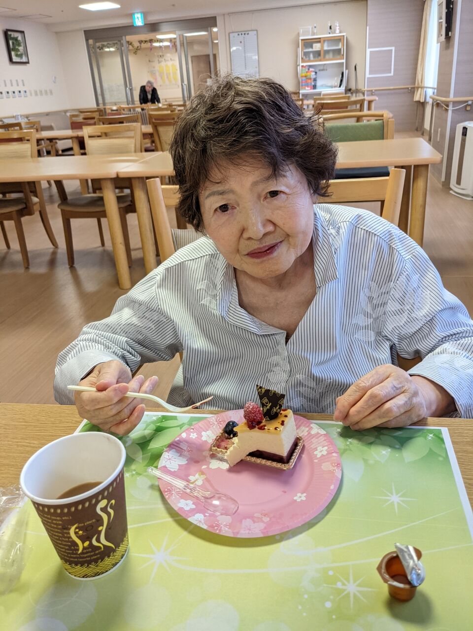 ケーキ会 ホームステーションらいふ たまプラーザ ケーキ会 ホームステーションらいふ たまプラーザ