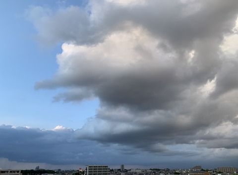 ■天候/自然/街/雲/変化/雲行き 01