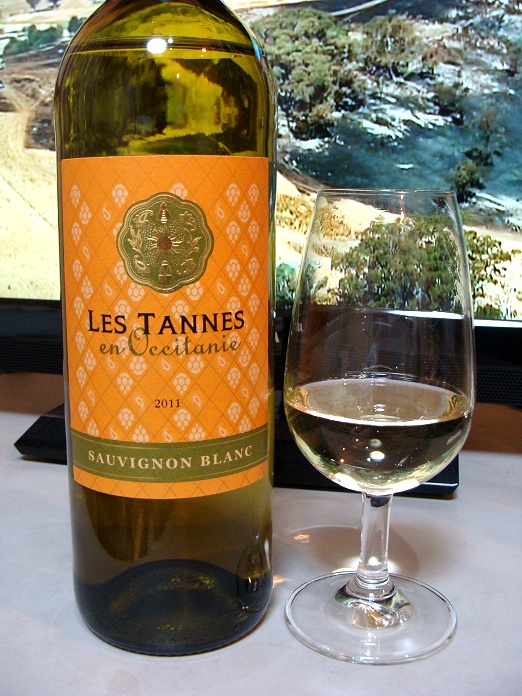 レ・タンヌ オクシタン ソーヴィニヨン・ブラン 2011 ただいまライト点灯中！（ただ点）LED>FPS>ワイン”></p>
<p>レ・タンヌ オクシタン ソーヴィニヨン・ブラン 2011 ただいまライト点灯中！（ただ点）LED>FPS>ワイン</p>
<p></center></br></p>
<p><center><img decoding=