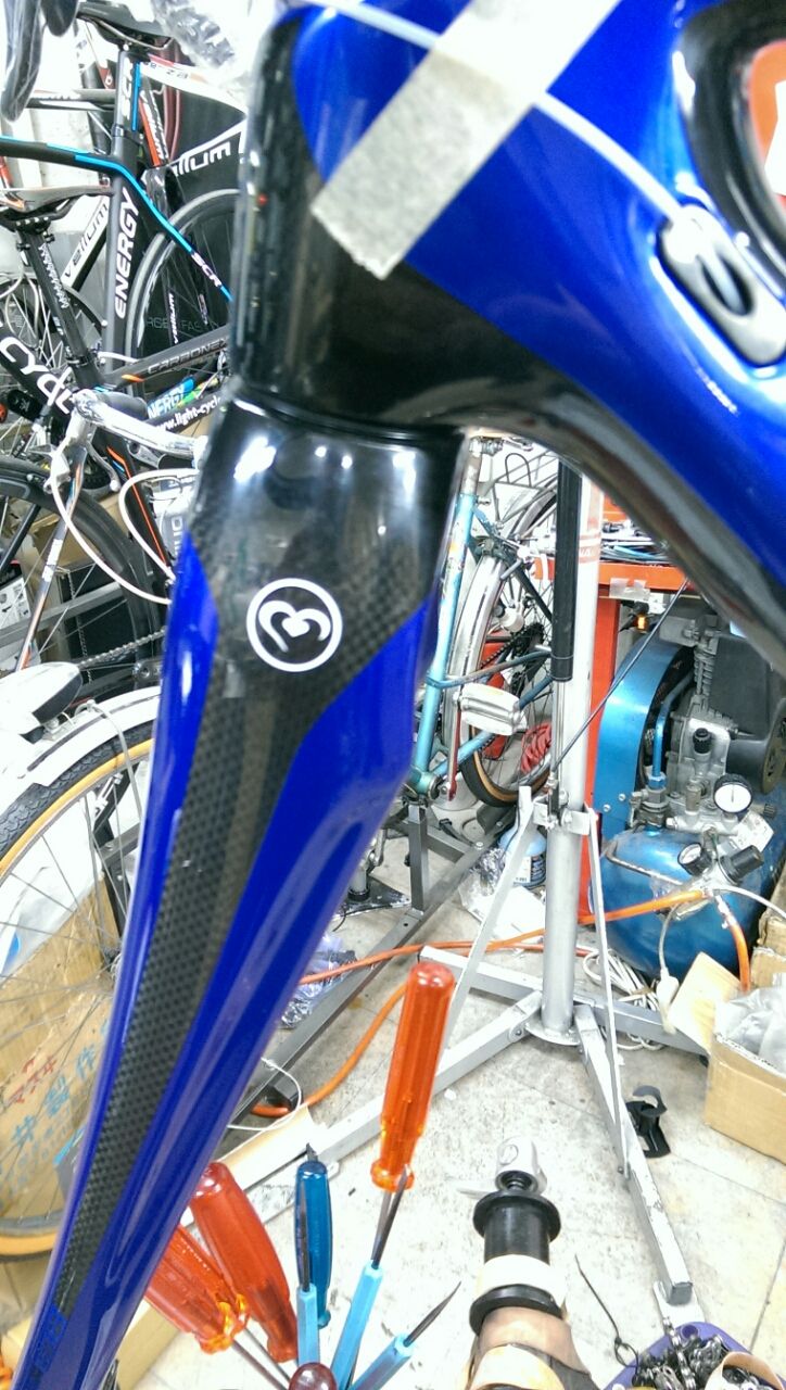 DeRosa R838 デローザ フルカーボンロードレーサーのご紹介です DeRosa R838 デローザ フルカーボンロードレーサーのご紹介です
