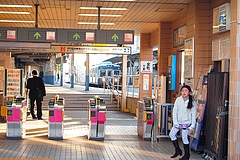 柴又駅 青電が