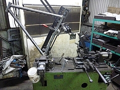 �ե졼�����ܼ���