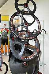 Equinox�������ܥ�ۥ�����