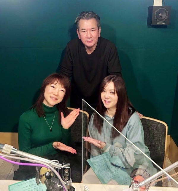 D5290CDF-CFD8-4DBC-A42E-F05AFA652D30