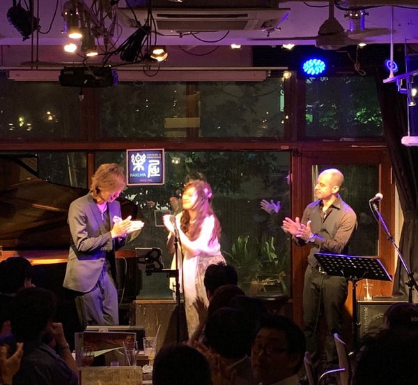 jazzy triangle 6