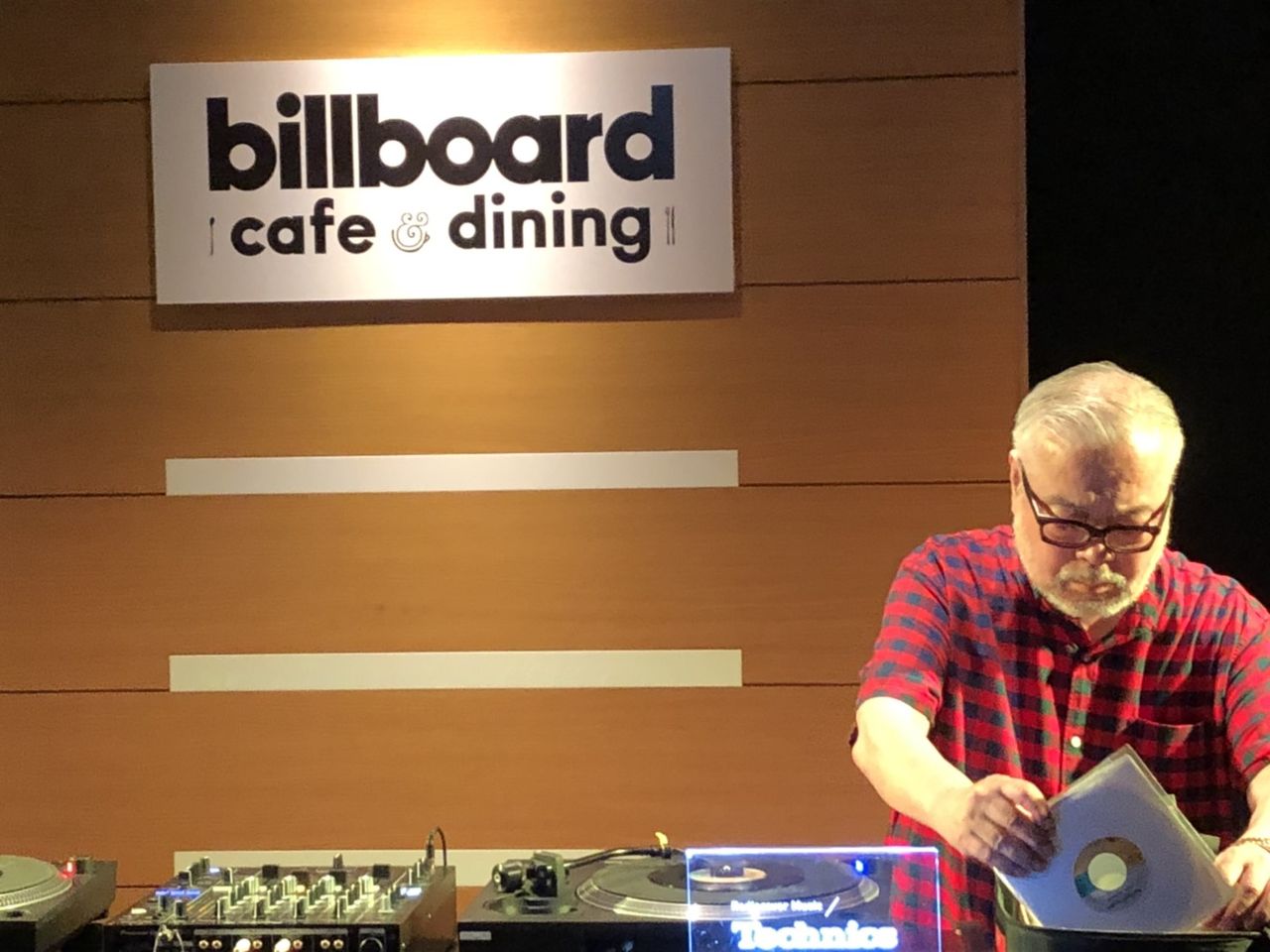 billboard dj9