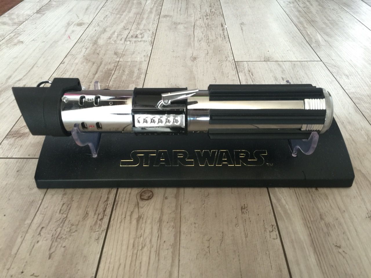 始まり ライトセーバーを作りたい I Want To Make A Lightsaber