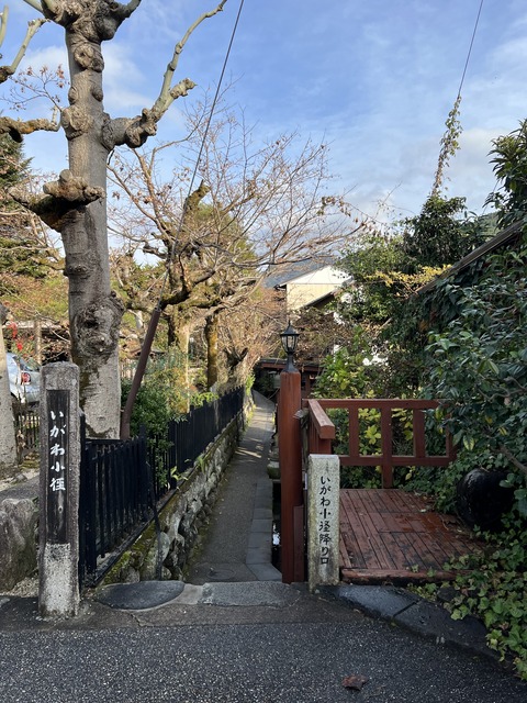 A8D1F8BA-6120-4689-BF6A-566054483322