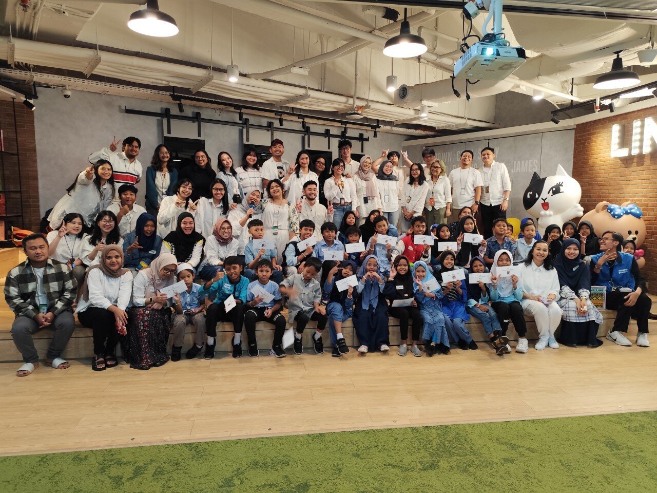 LINE_ALBUM_240401_105