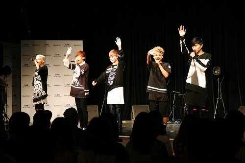 LINE (14)