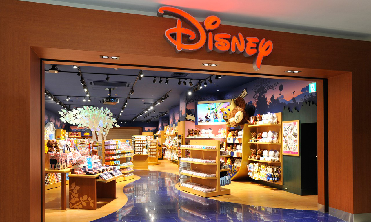 DisneyStore