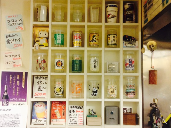 カップ酒・缶詰バー キハ 日本酒全景