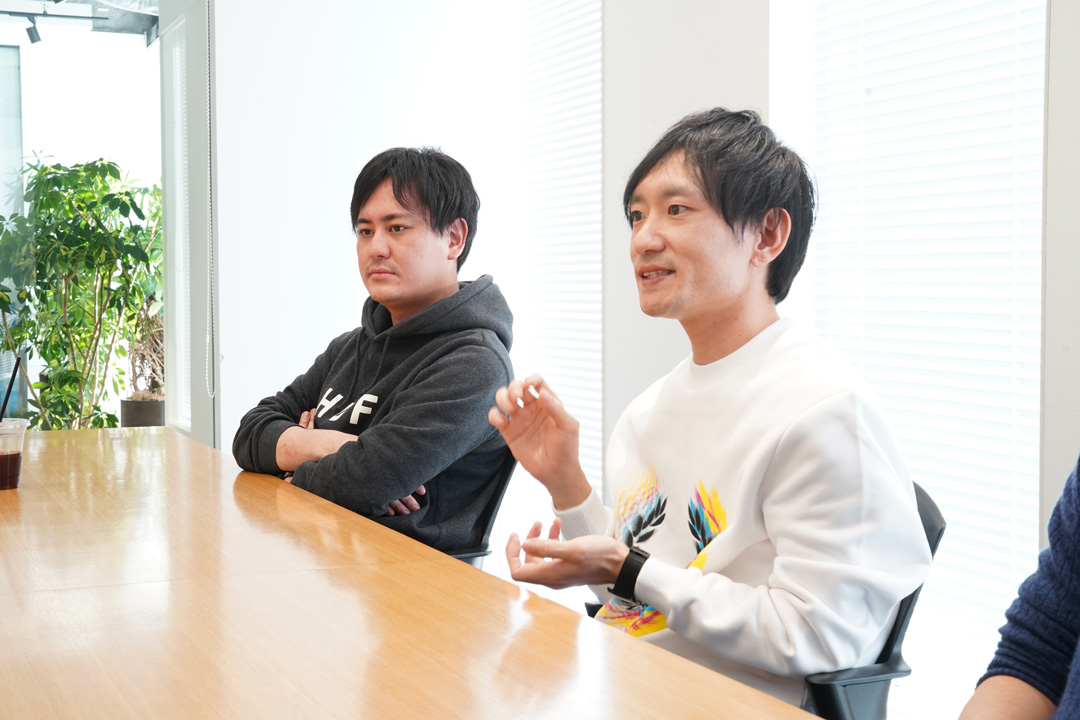 LION_GOLD_002