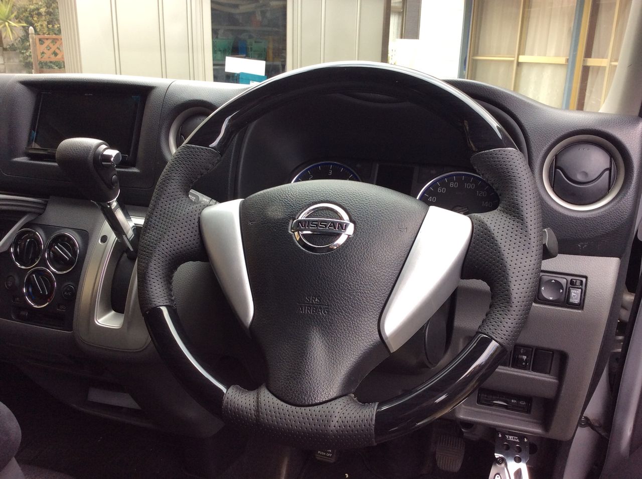 Nv350 ステアリングスイッチ 後付け連動 ３輪キャノピーの部屋 改造 カスタム奮闘記