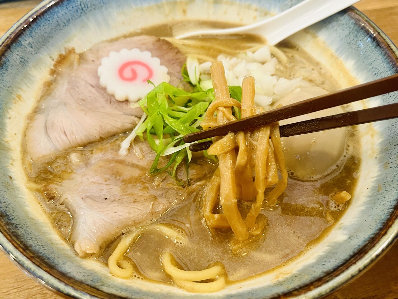 RAMEN JUNKEYZ〔東大阪市 七軒家〕 : それでもやっぱり麺が好き。