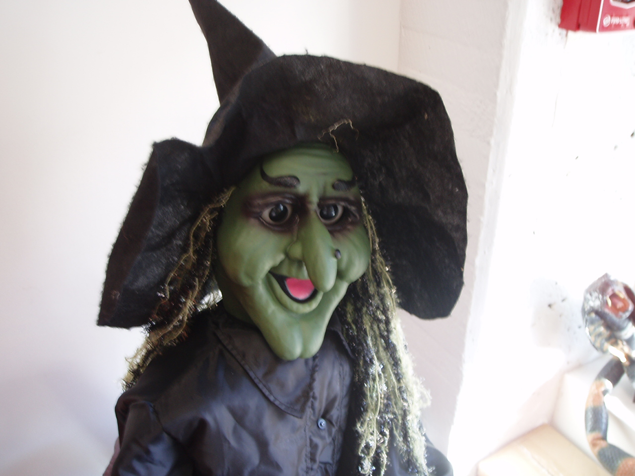 ハロウィン セーラム チワックスとアメリカ カナダ田舎暮らし