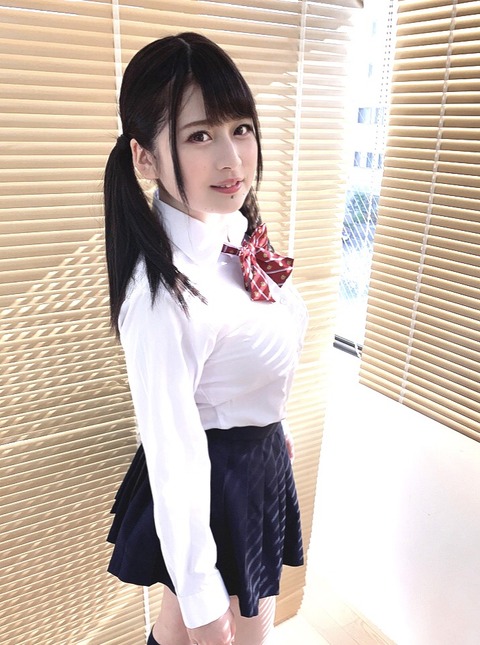 E7EA9643-075F-41BA-94FA-65D136992209