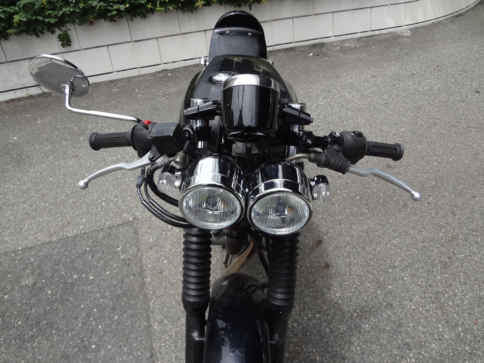 ���� 006