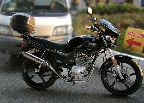 YAMAHA YBR  ワイビーアール ブラック・フルカスタム YBR125のマフラーを製作しました！！ : MOTO-DOGカスタム日記