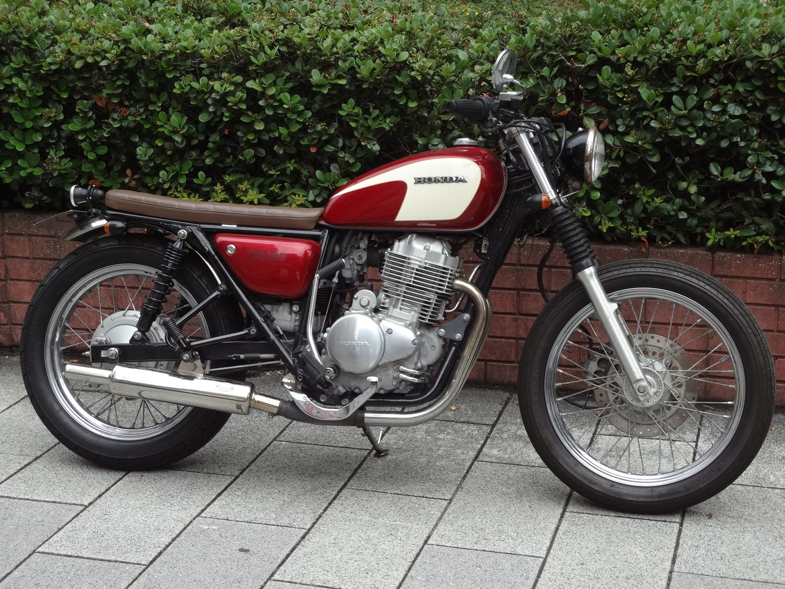 本日のカフェレーサー Cb400ss Moto Dogカスタム日記