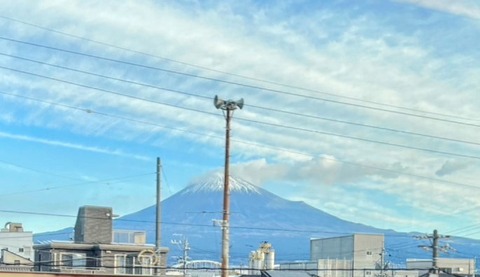 のぞみ号から富士山