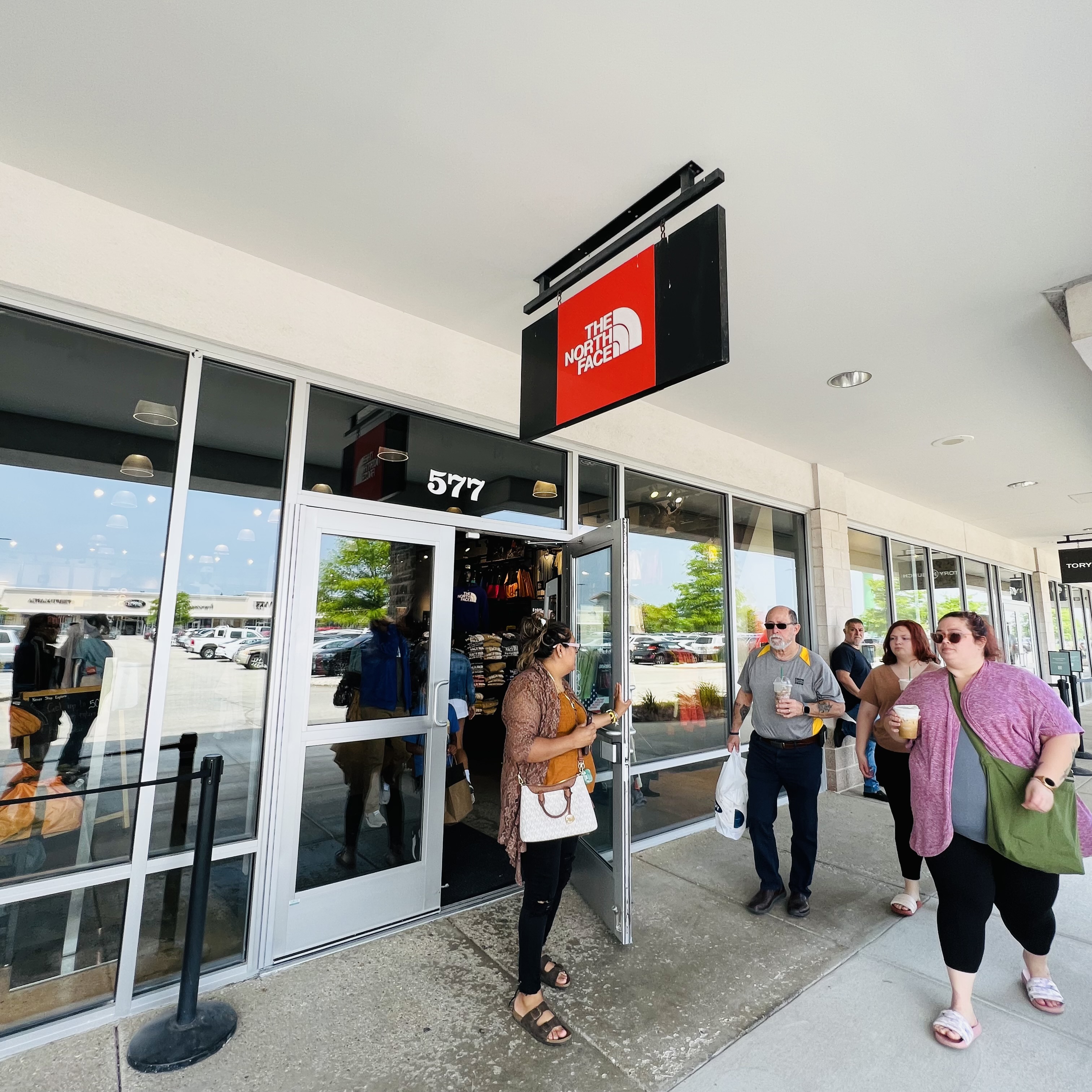 nike outlet in pleasant prairie