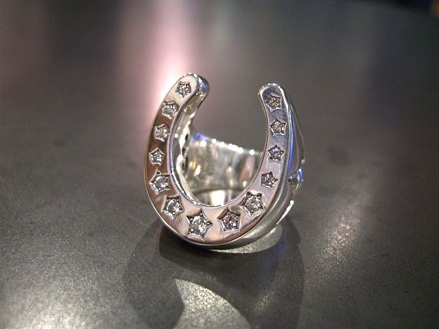LB studio大阪 ～BANKROBBER ×MAGICAL DESIGN HORSESHOE RING バン