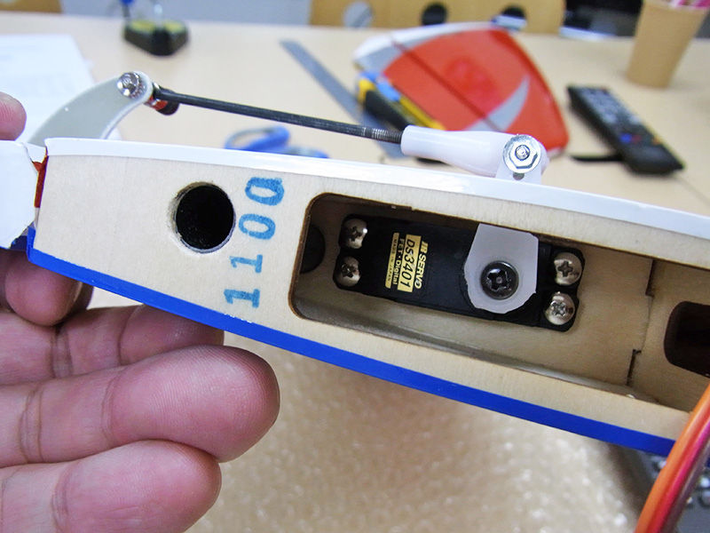 SebArt Mythos 50E ホビーラジコン リアル情報】 MythoS 50E(ミトス 50E・イエローバージョン) ヒコーキ