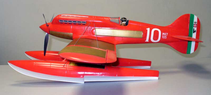 フライングスタイロ（チェコ）から新製品”マッキM．67 シュナイダー