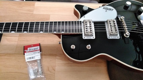 ブリッジ交換（グレッチ編）。 : ちえちゃんの徒然リペア日誌