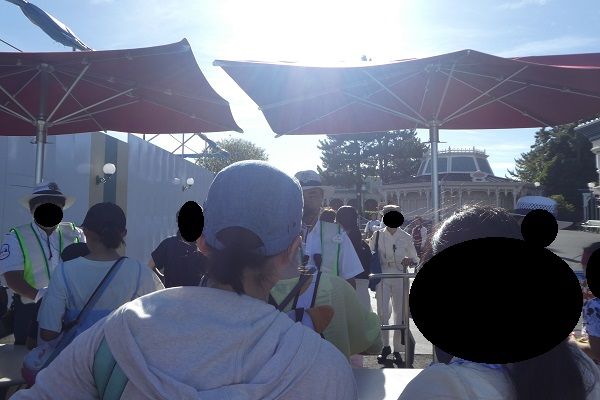 ディズニーランドのハッピー１５エントリーで予定外のプーさんのfpを取りに行った 強風お盆夏休みイン２日目 ひとりディズニー 大人の時間