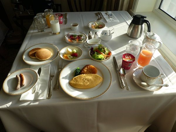 朝食は東京ディズニーランドホテルのルームサービス ひとり