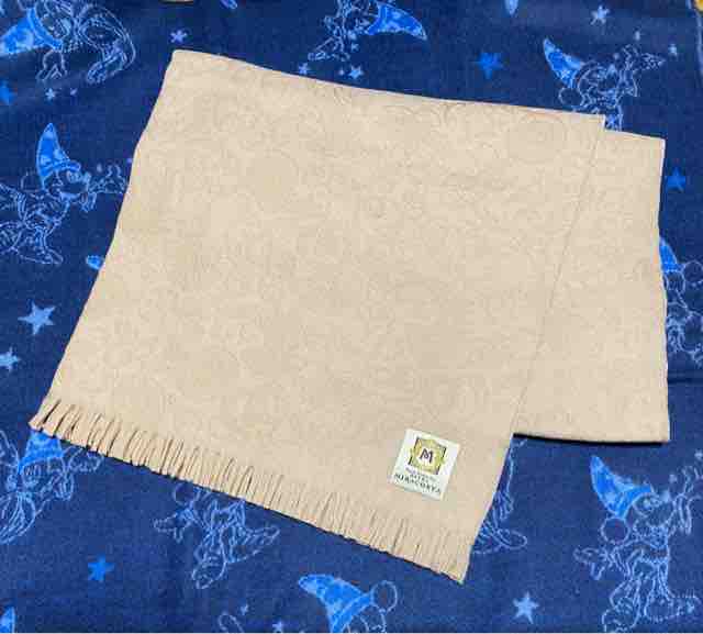 ミラコスタ　ストール　ディズニーシー 東京ディズニーシー ホテル ミラコスタ マフラー 黒 - メルカリ