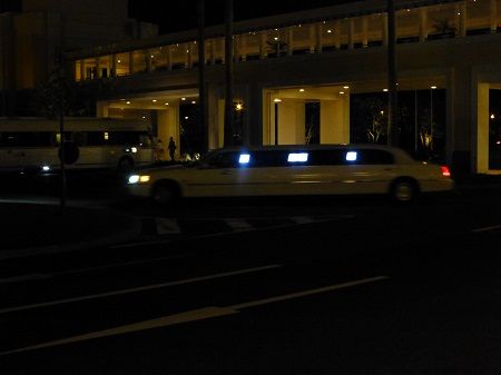 31 アンバにリムジン