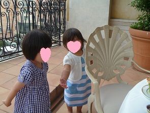 3 2人